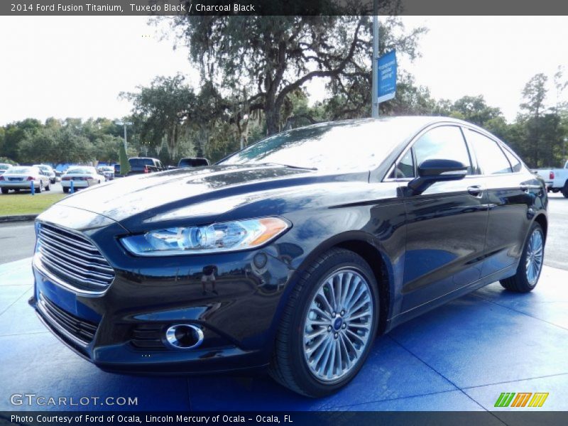 Front 3/4 View of 2014 Fusion Titanium