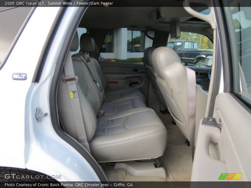 Summit White / Pewter/Dark Pewter 2005 GMC Yukon SLT