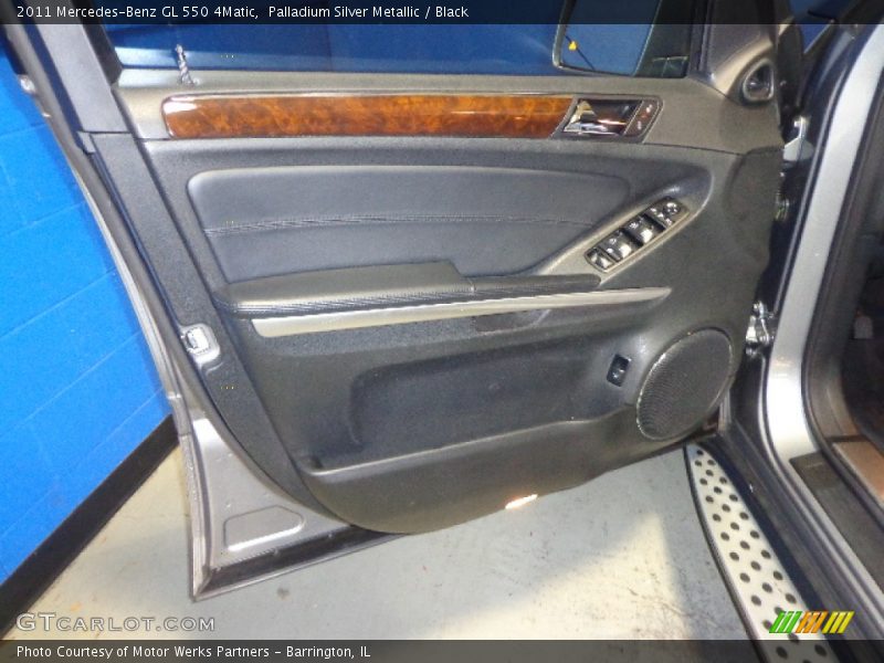 Palladium Silver Metallic / Black 2011 Mercedes-Benz GL 550 4Matic