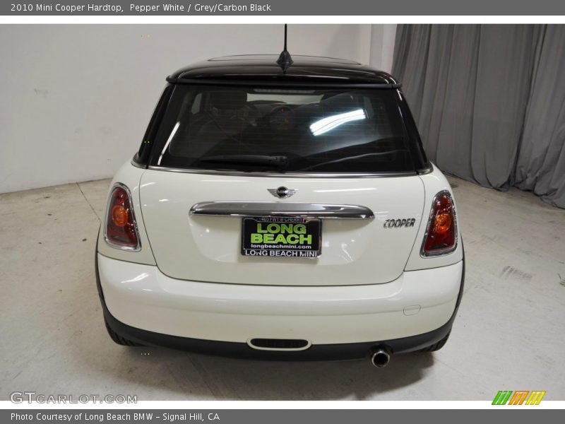 Pepper White / Grey/Carbon Black 2010 Mini Cooper Hardtop