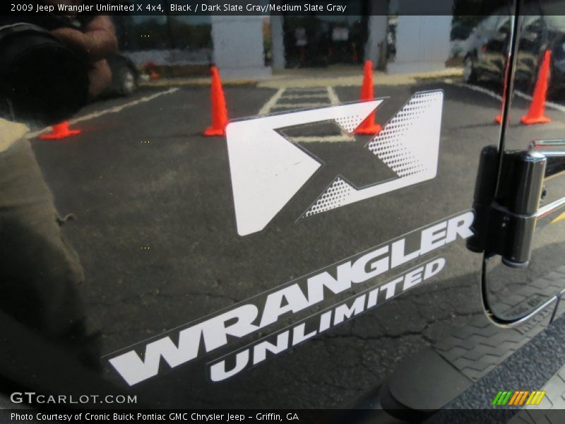  2009 Wrangler Unlimited X 4x4 Logo