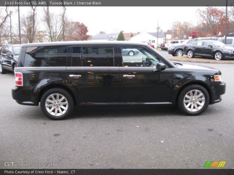 Tuxedo Black / Charcoal Black 2010 Ford Flex SEL AWD