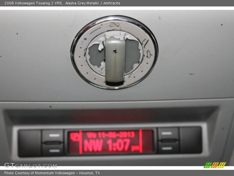 Alaska Grey Metallic / Anthracite 2008 Volkswagen Touareg 2 VR6