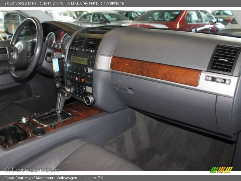 Alaska Grey Metallic / Anthracite 2008 Volkswagen Touareg 2 VR6