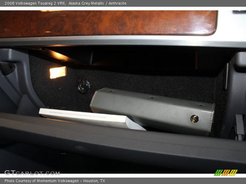 Alaska Grey Metallic / Anthracite 2008 Volkswagen Touareg 2 VR6