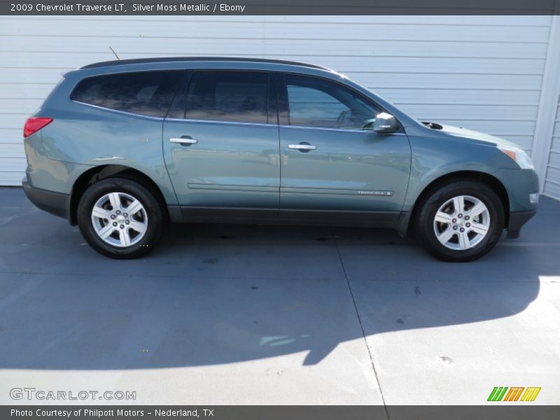 Silver Moss Metallic / Ebony 2009 Chevrolet Traverse LT
