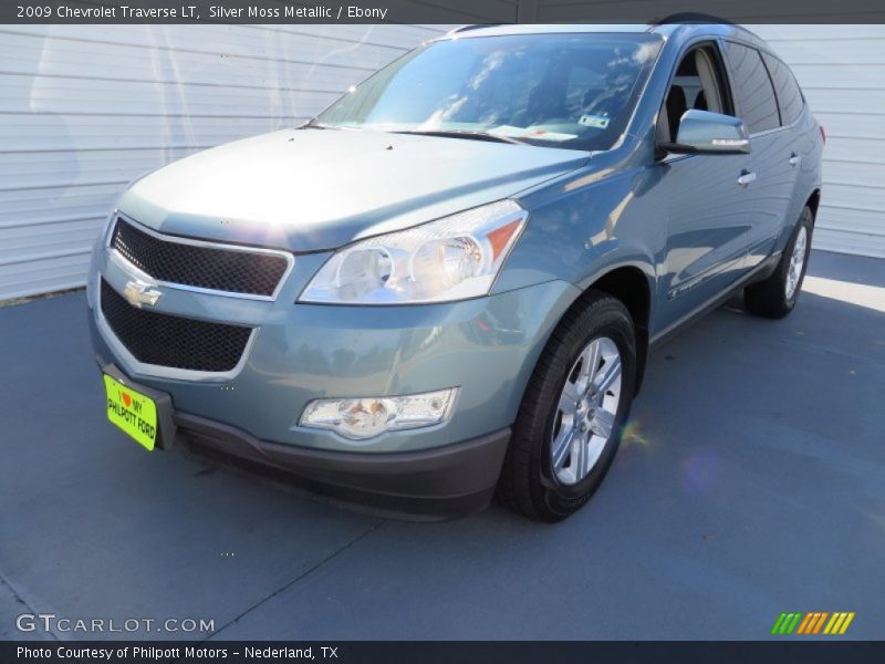 Silver Moss Metallic / Ebony 2009 Chevrolet Traverse LT