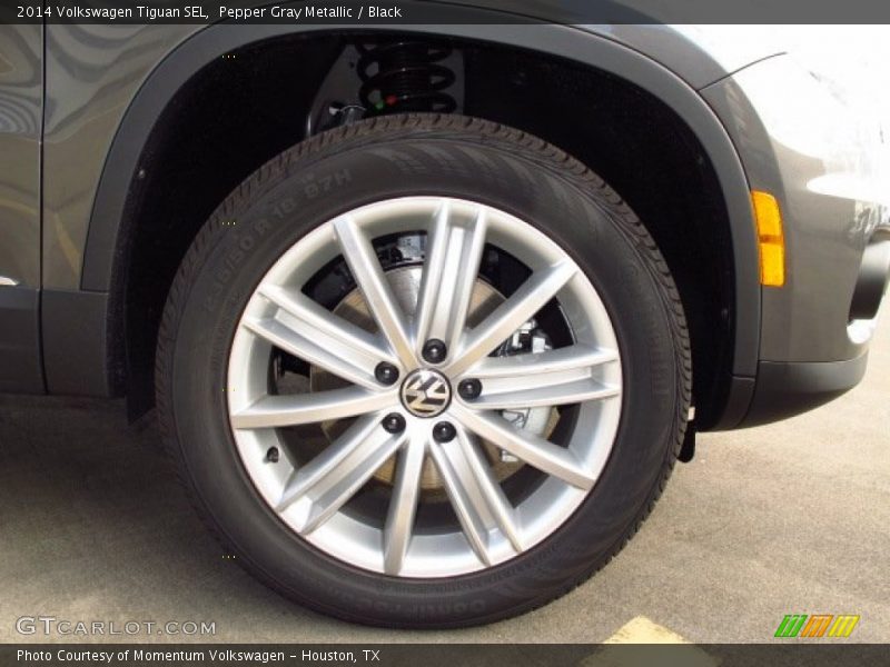 Pepper Gray Metallic / Black 2014 Volkswagen Tiguan SEL