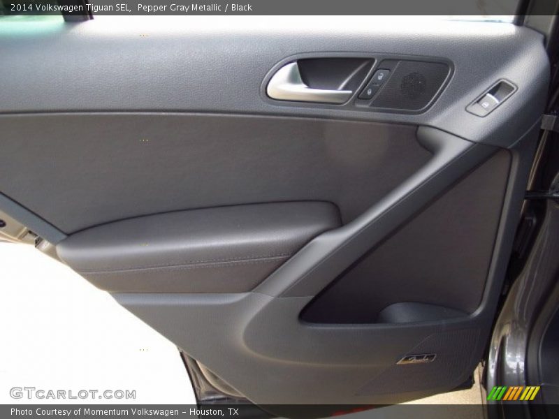 Pepper Gray Metallic / Black 2014 Volkswagen Tiguan SEL