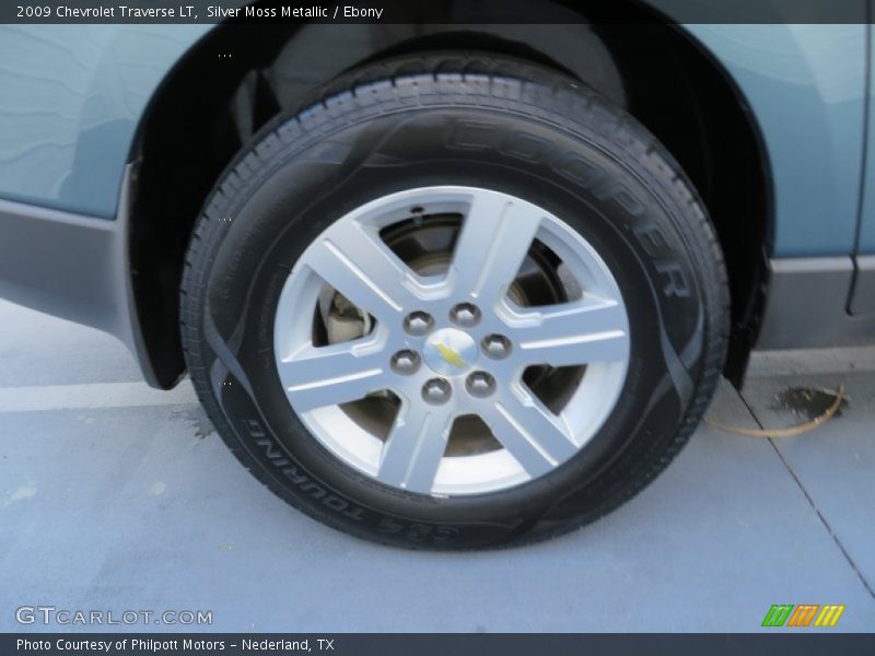 Silver Moss Metallic / Ebony 2009 Chevrolet Traverse LT