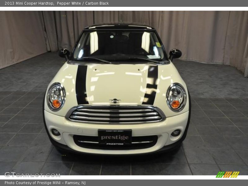 Pepper White / Carbon Black 2013 Mini Cooper Hardtop