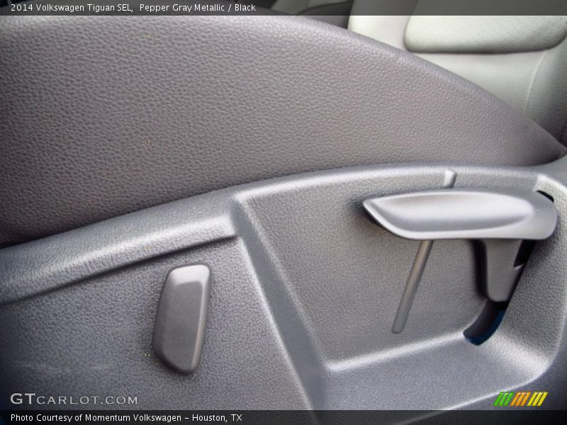 Pepper Gray Metallic / Black 2014 Volkswagen Tiguan SEL
