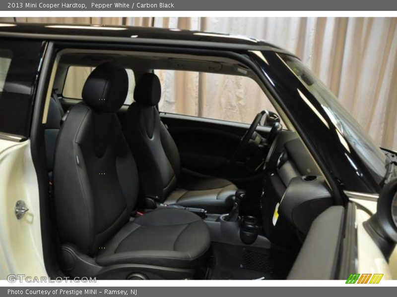 Pepper White / Carbon Black 2013 Mini Cooper Hardtop