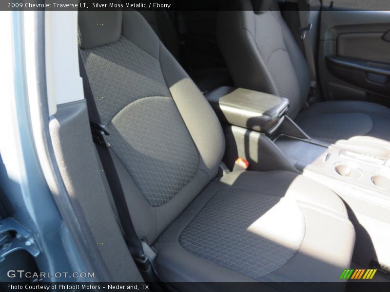 Silver Moss Metallic / Ebony 2009 Chevrolet Traverse LT