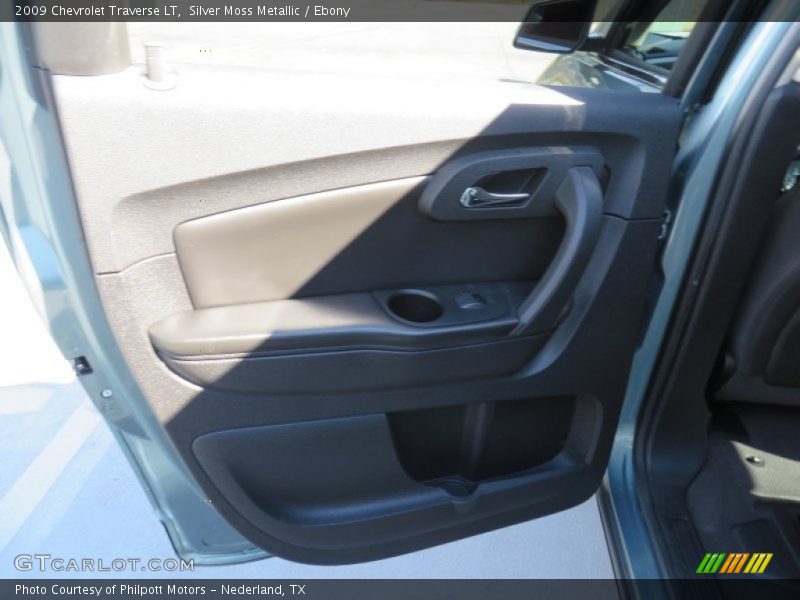 Silver Moss Metallic / Ebony 2009 Chevrolet Traverse LT