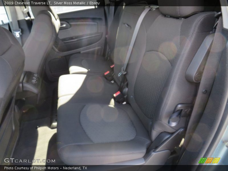 Silver Moss Metallic / Ebony 2009 Chevrolet Traverse LT