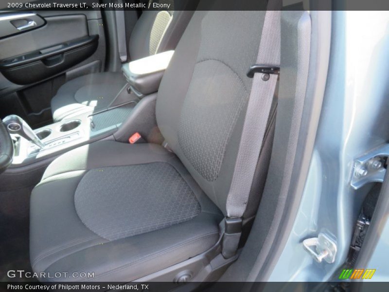 Silver Moss Metallic / Ebony 2009 Chevrolet Traverse LT