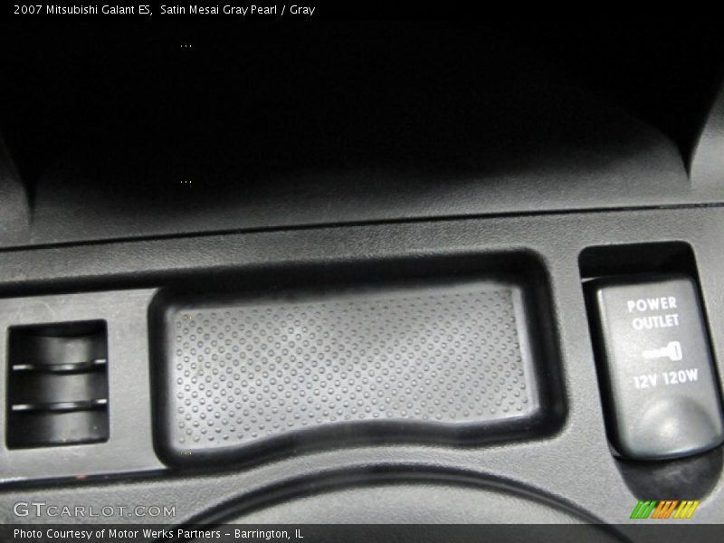 Satin Mesai Gray Pearl / Gray 2007 Mitsubishi Galant ES