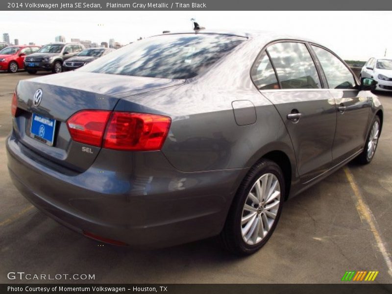 Platinum Gray Metallic / Titan Black 2014 Volkswagen Jetta SE Sedan