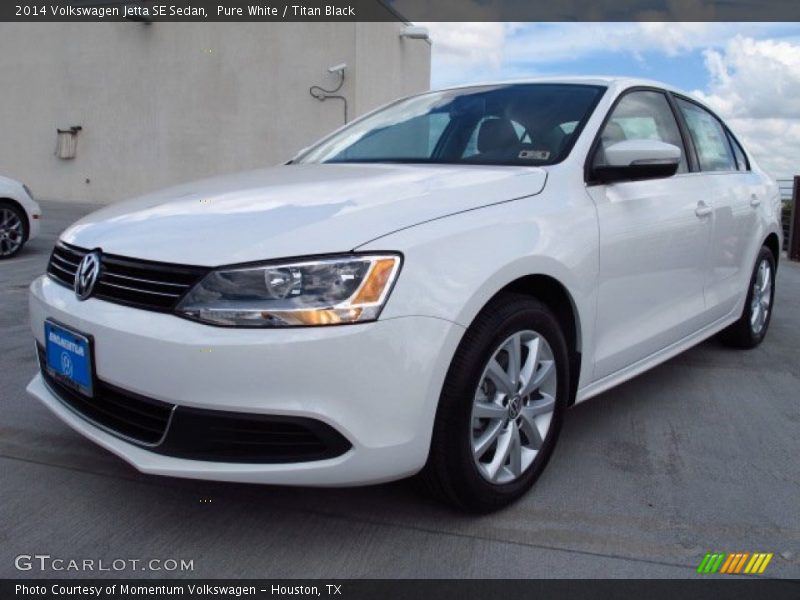 Pure White / Titan Black 2014 Volkswagen Jetta SE Sedan