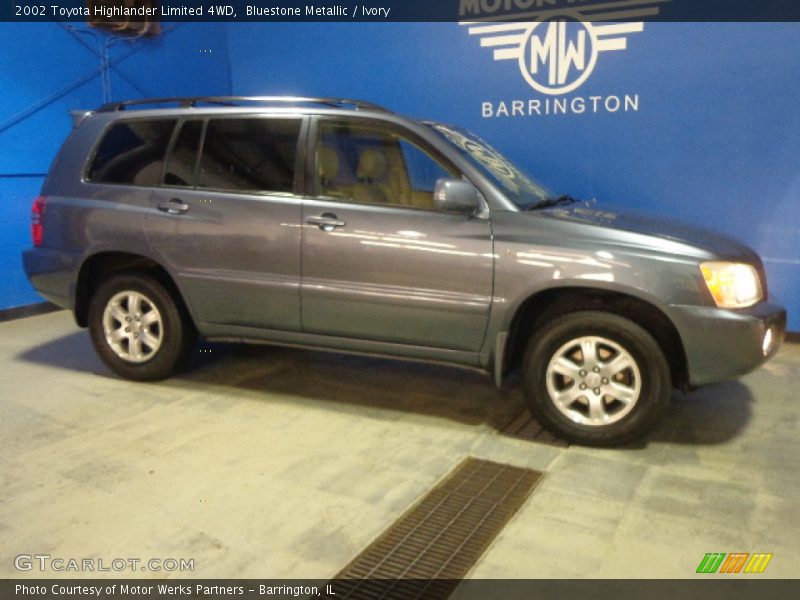 Bluestone Metallic / Ivory 2002 Toyota Highlander Limited 4WD