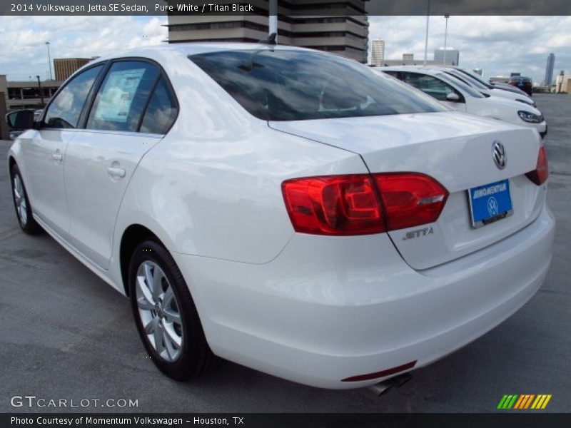 Pure White / Titan Black 2014 Volkswagen Jetta SE Sedan