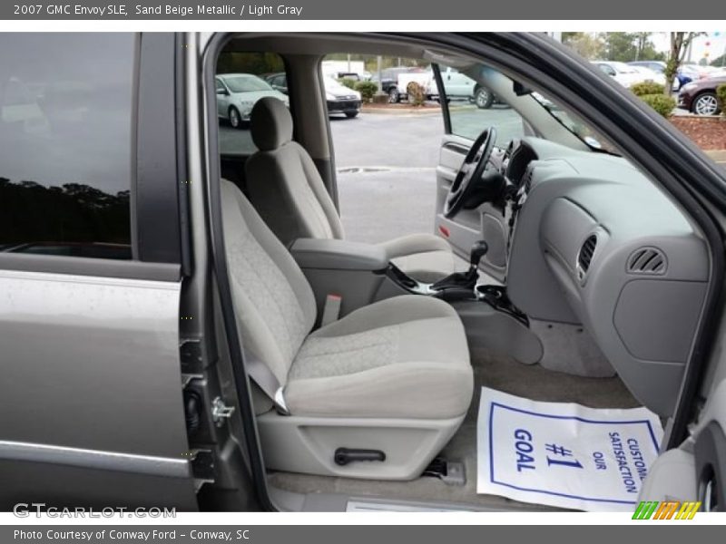 Sand Beige Metallic / Light Gray 2007 GMC Envoy SLE