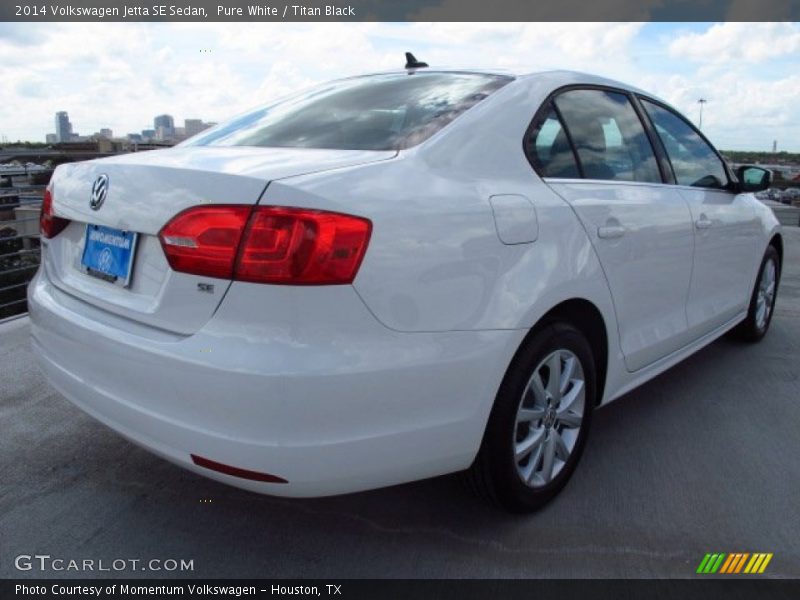 Pure White / Titan Black 2014 Volkswagen Jetta SE Sedan