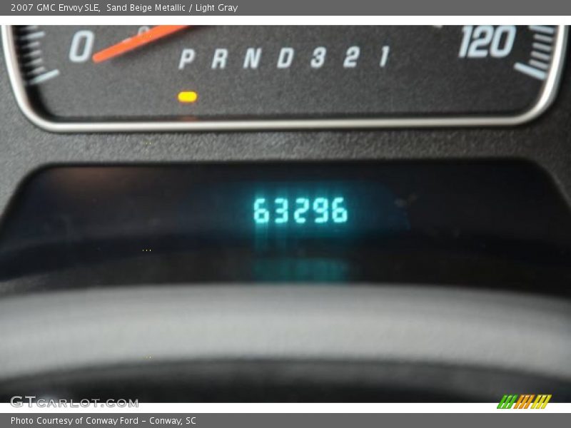 Sand Beige Metallic / Light Gray 2007 GMC Envoy SLE