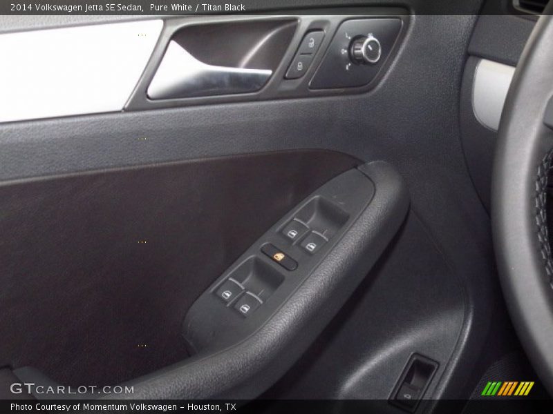 Pure White / Titan Black 2014 Volkswagen Jetta SE Sedan