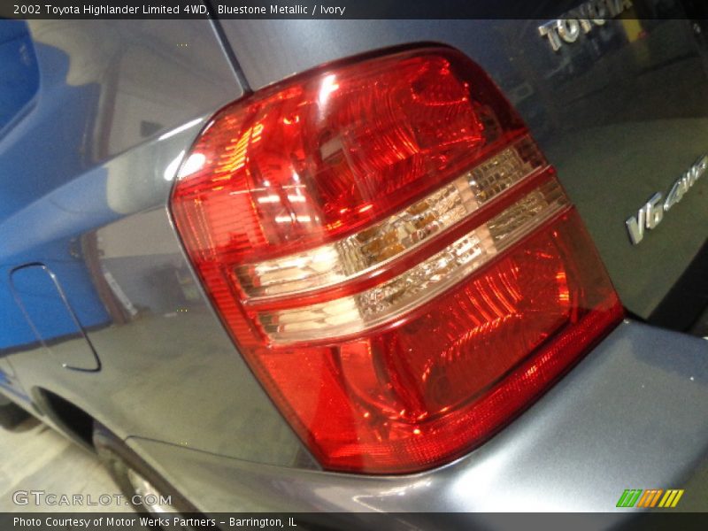 Bluestone Metallic / Ivory 2002 Toyota Highlander Limited 4WD