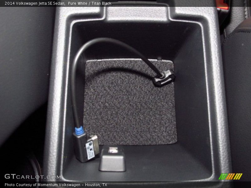 Pure White / Titan Black 2014 Volkswagen Jetta SE Sedan