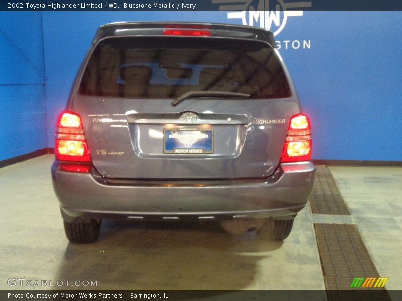 Bluestone Metallic / Ivory 2002 Toyota Highlander Limited 4WD