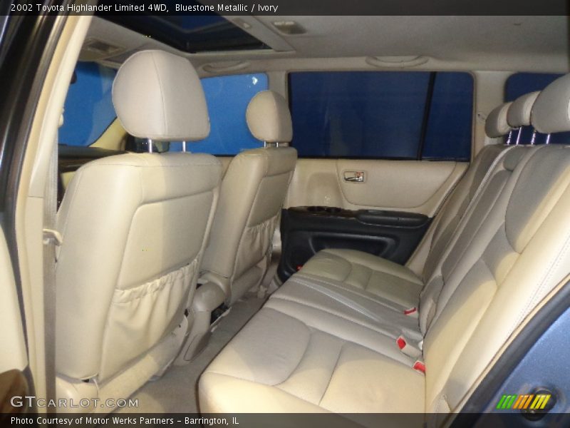 Bluestone Metallic / Ivory 2002 Toyota Highlander Limited 4WD