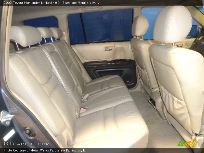 Bluestone Metallic / Ivory 2002 Toyota Highlander Limited 4WD