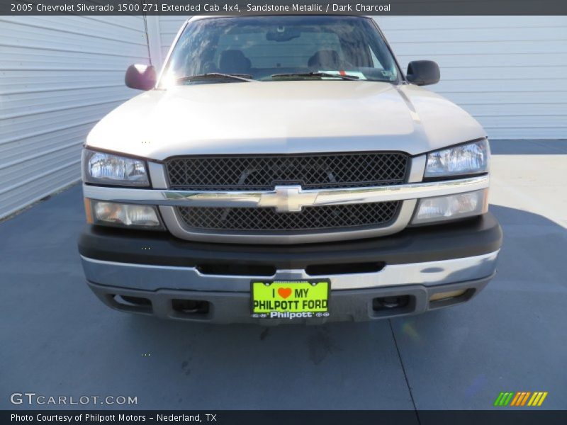 Sandstone Metallic / Dark Charcoal 2005 Chevrolet Silverado 1500 Z71 Extended Cab 4x4