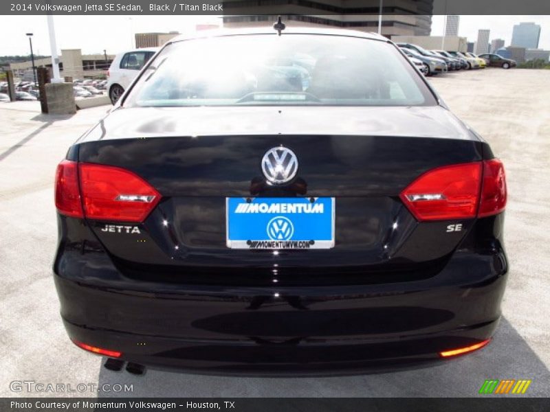 Black / Titan Black 2014 Volkswagen Jetta SE Sedan