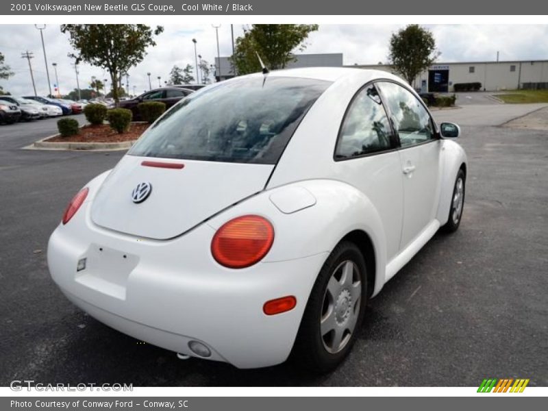 Cool White / Black 2001 Volkswagen New Beetle GLS Coupe