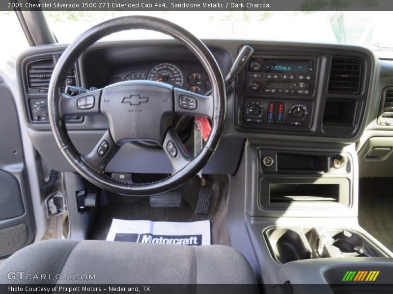 Sandstone Metallic / Dark Charcoal 2005 Chevrolet Silverado 1500 Z71 Extended Cab 4x4