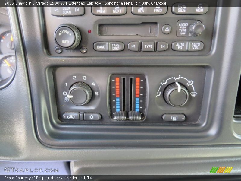 Sandstone Metallic / Dark Charcoal 2005 Chevrolet Silverado 1500 Z71 Extended Cab 4x4