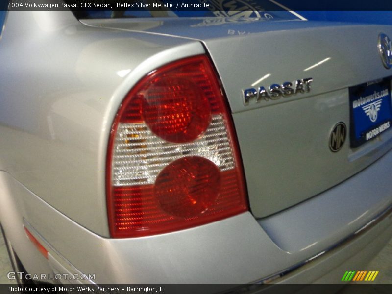 Reflex Silver Metallic / Anthracite 2004 Volkswagen Passat GLX Sedan