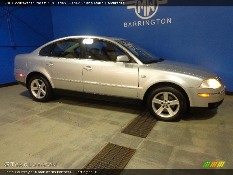 Reflex Silver Metallic / Anthracite 2004 Volkswagen Passat GLX Sedan