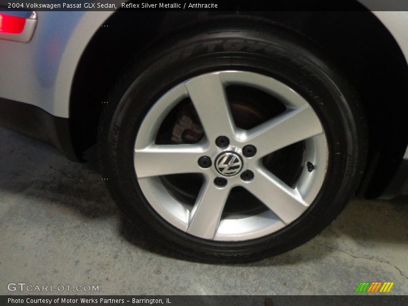 Reflex Silver Metallic / Anthracite 2004 Volkswagen Passat GLX Sedan