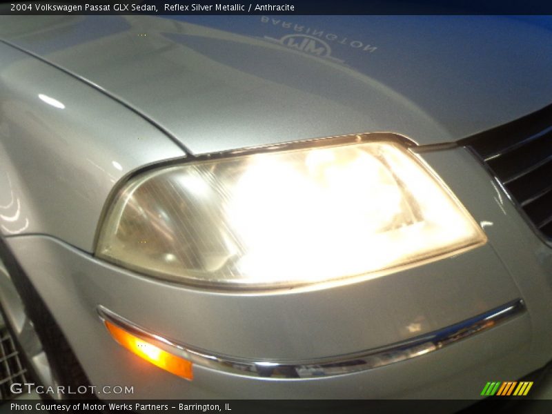 Reflex Silver Metallic / Anthracite 2004 Volkswagen Passat GLX Sedan