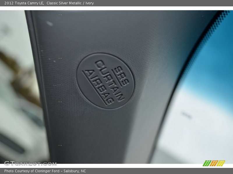 Classic Silver Metallic / Ivory 2012 Toyota Camry LE