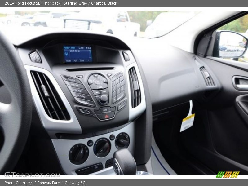 Sterling Gray / Charcoal Black 2014 Ford Focus SE Hatchback