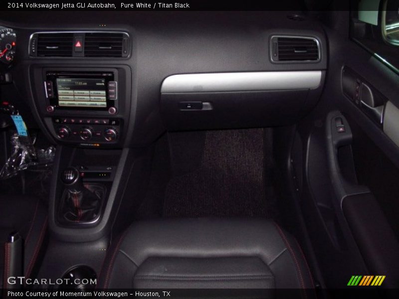 Pure White / Titan Black 2014 Volkswagen Jetta GLI Autobahn