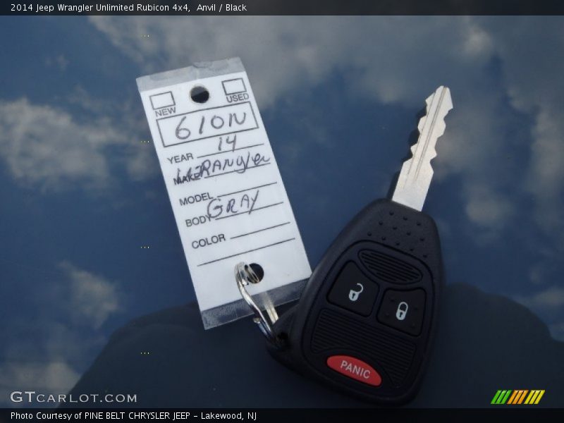 Anvil / Black 2014 Jeep Wrangler Unlimited Rubicon 4x4