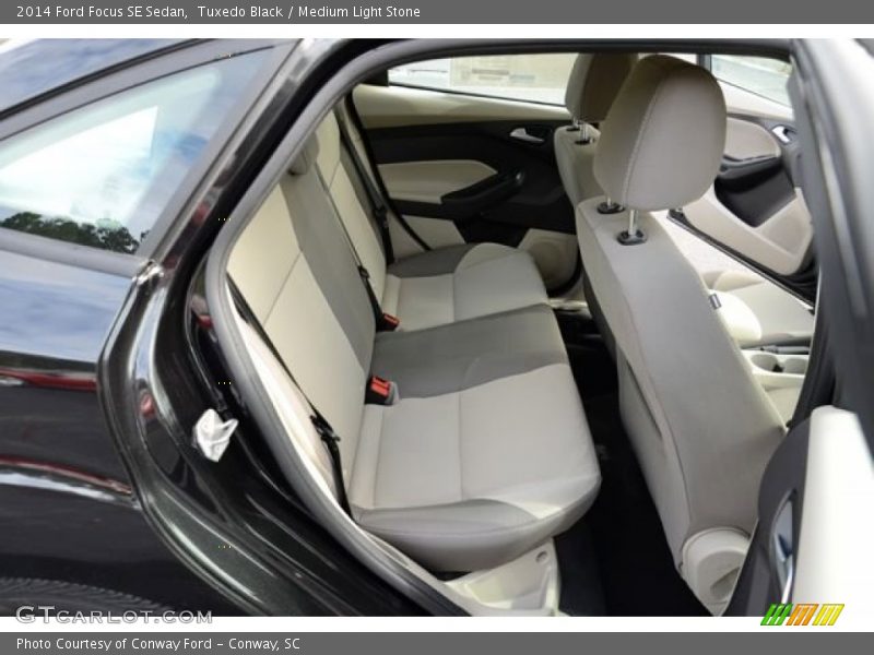 Tuxedo Black / Medium Light Stone 2014 Ford Focus SE Sedan