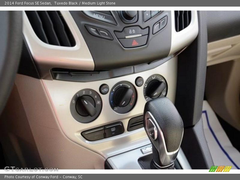 Tuxedo Black / Medium Light Stone 2014 Ford Focus SE Sedan